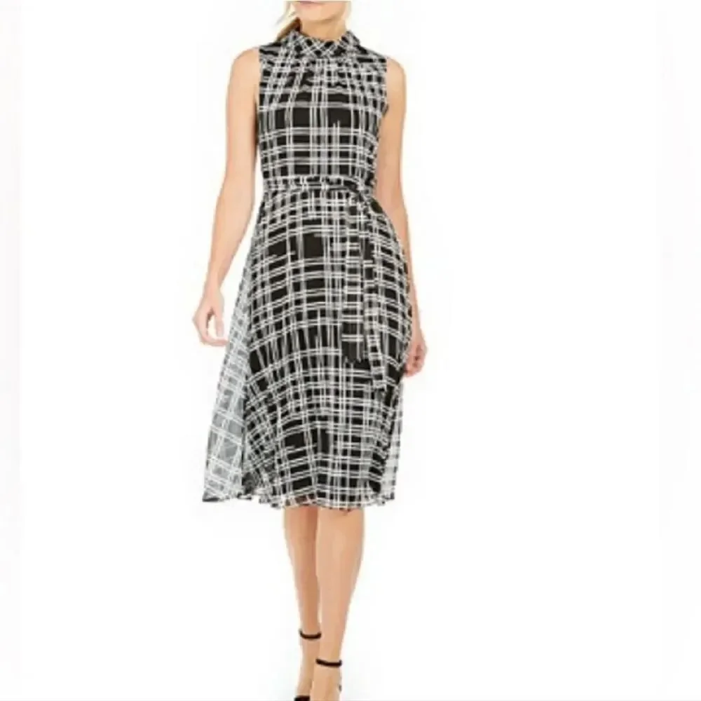 Karl Lagerfeld Black And White Plaid Dress. Career. Professional.